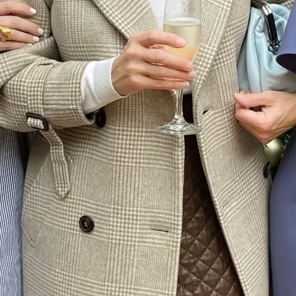 EUC Weekend Max Mara Plaid Double-Breasted Wool Coat - Picture 3 of 8